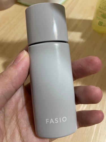 ⭐️FASIO➡️エアリーステイ オイルブロッカー01ピンクベージュ

使用してみての感想🐥❤︎

下地✨

ピンクベージュでワントーンあがるかんじ😌

乾燥もそこまで気にならず、鼻もサラサラな感じ☺️🙏

どっちかというとしっとりかな〜🥹
結構すきやった❣️

#fasio #エアリーステイ オイルブロッカー
 #新作コスメ徹底レビュー #ブルベメイク の画像 その0