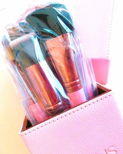 ピンク色 メイクブラシ15本セット/SIXPLUS/メイクブラシを使ったクチコミ(3枚目)