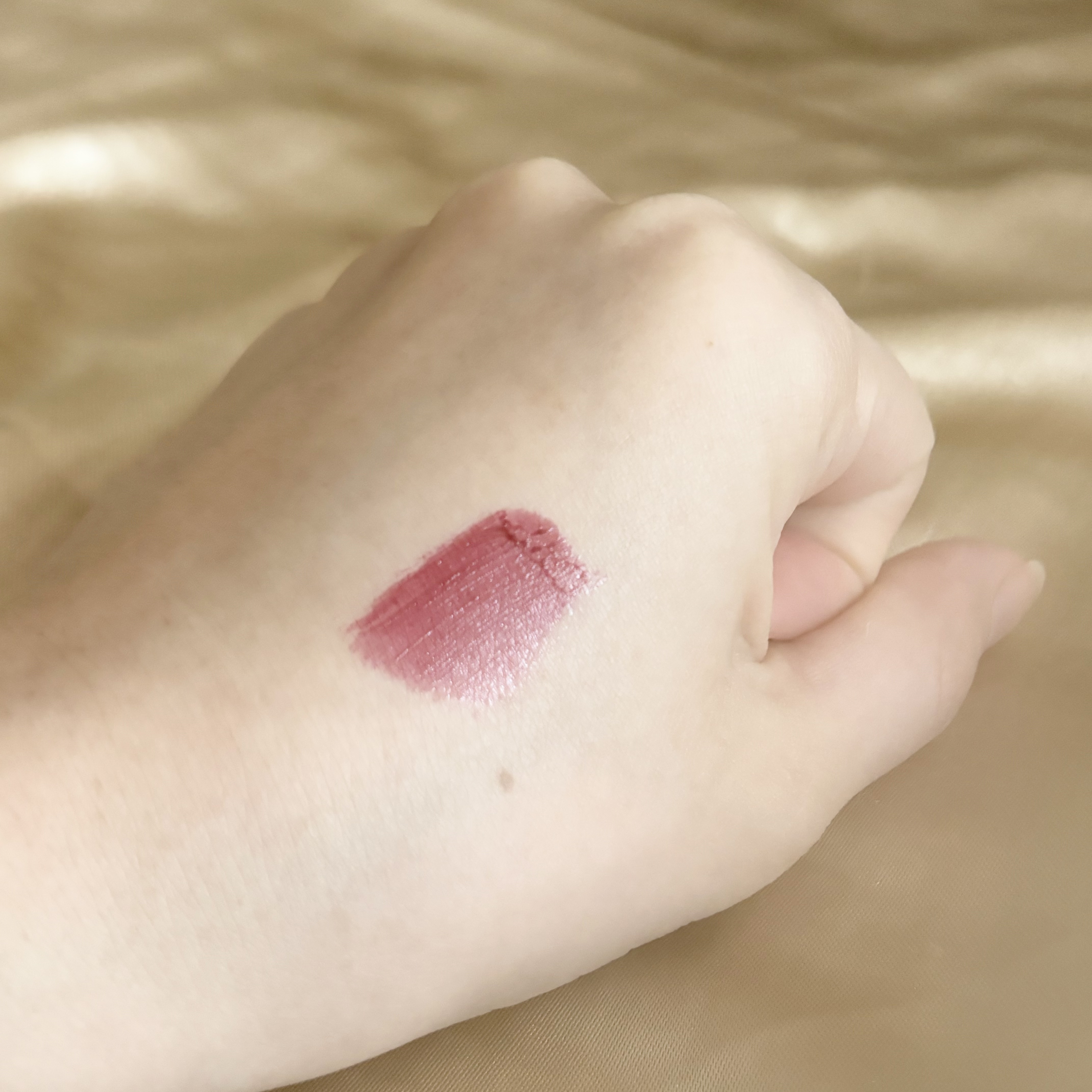 グロウ フィクシングティント レッドサングリア/ETUDE/リップティントを使ったクチコミ（2枚目）