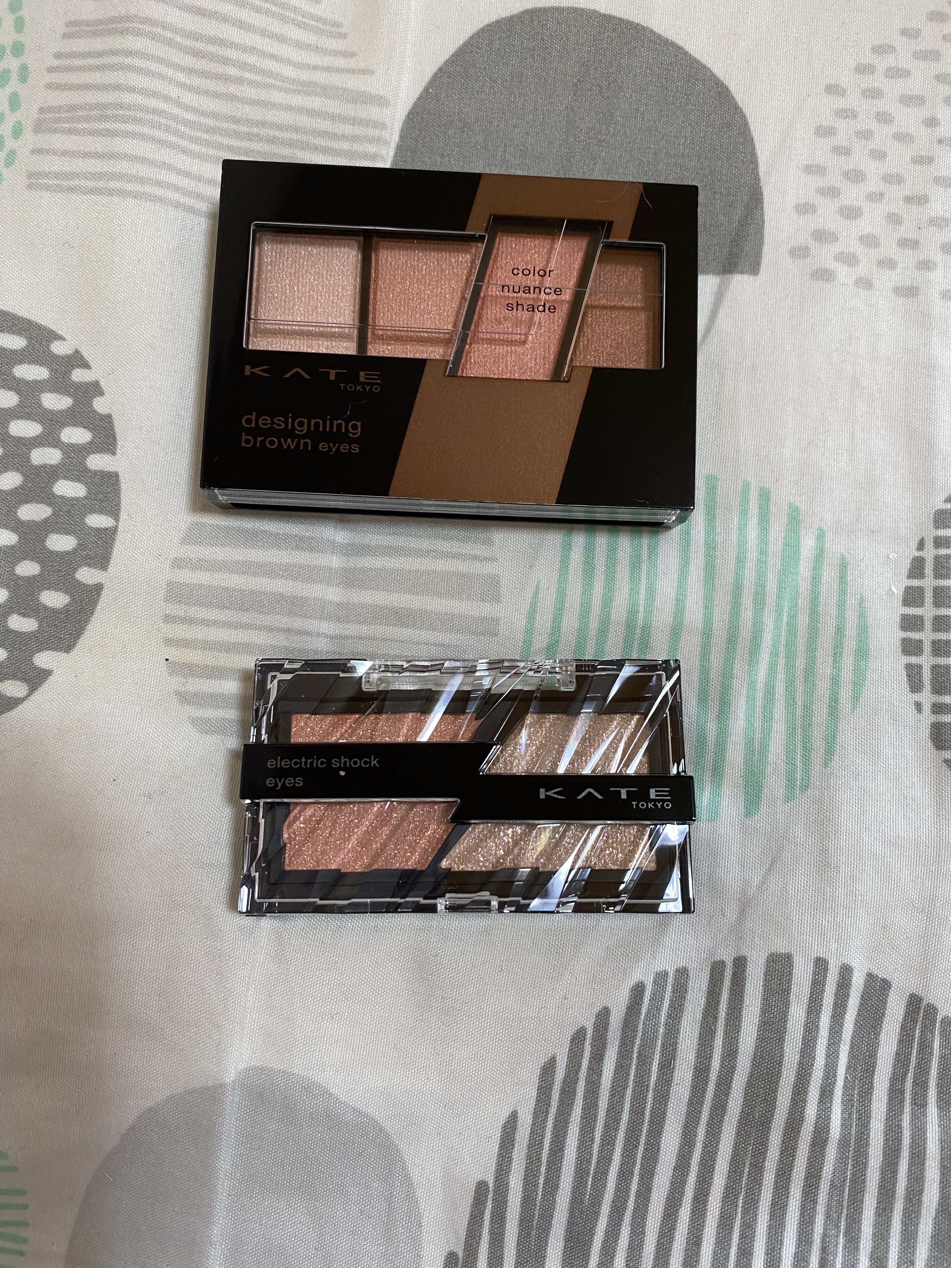 エレクトリックショックアイズ /KATE/アイシャドウパレットを使ったクチコミ（1枚目）
