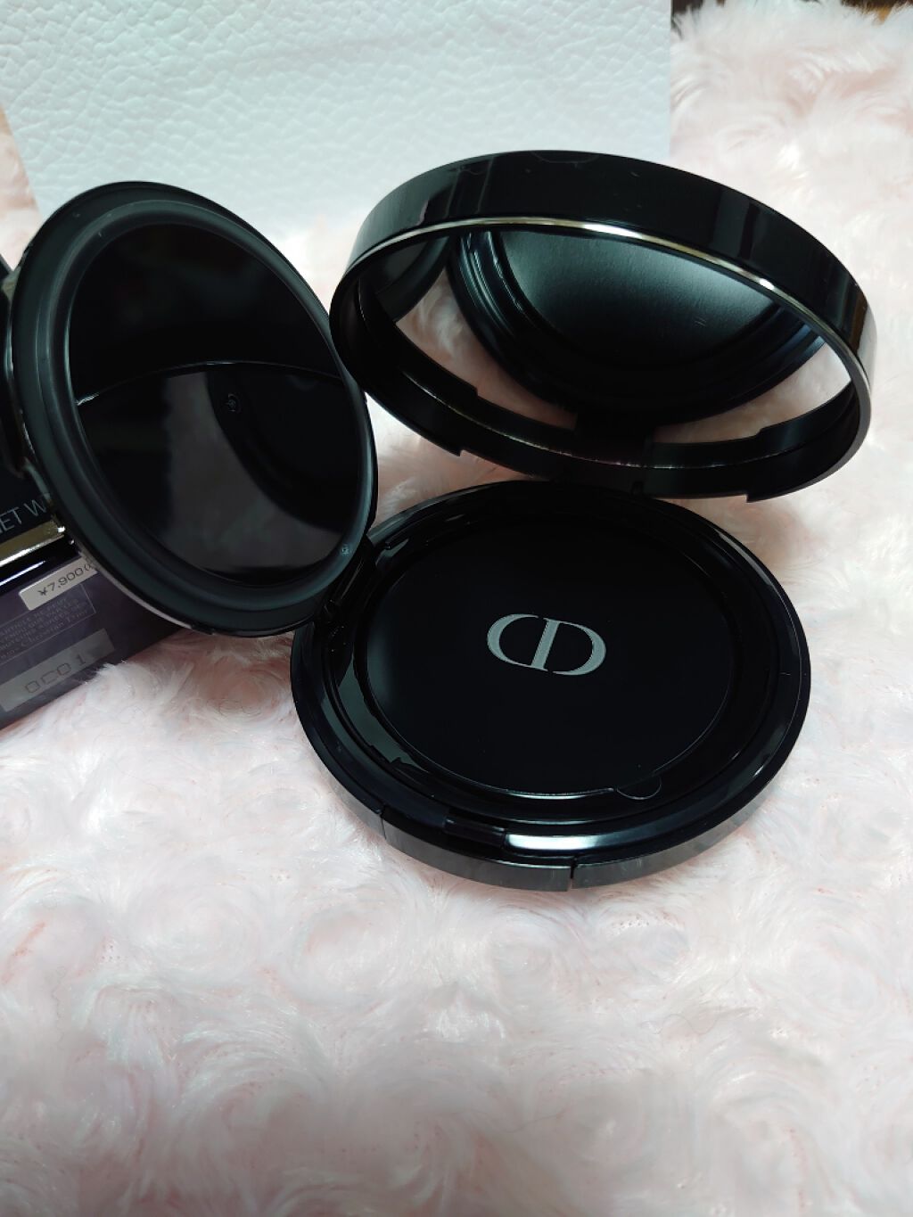 ディオールスキン フォーエヴァー クッション ディオールマニア エディション/Dior/クッションファンデーションを使ったクチコミ（2枚目）