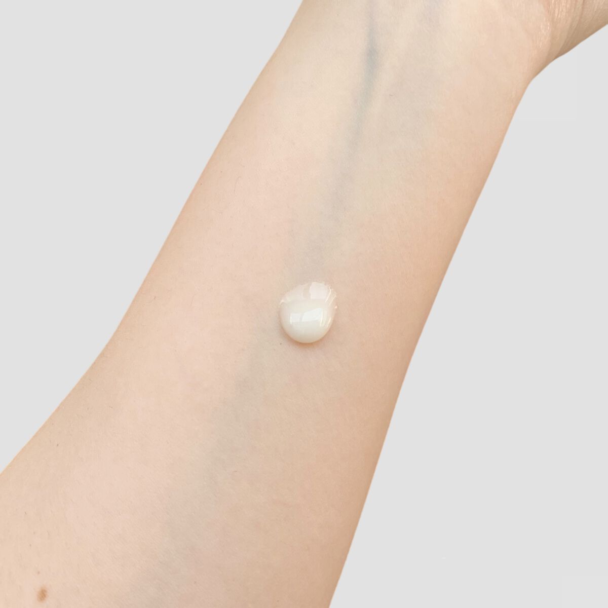 ハイパー リアル セラマイザー/M・A・C/美容液を使ったクチコミ(5枚目)