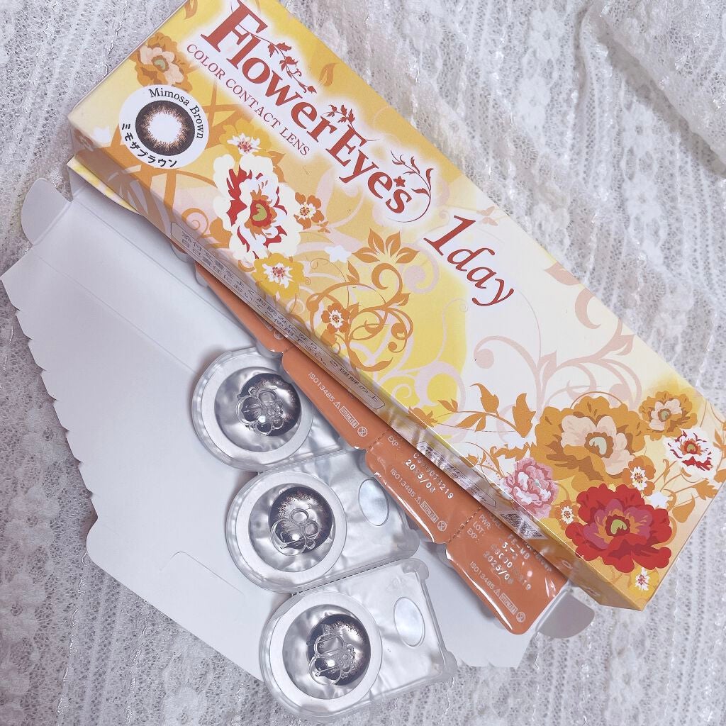 あるぱか。 on LIPS 「カラコン付けてるの即バレだけど盛れる🤣💗Flowereyes1..」(4枚目)