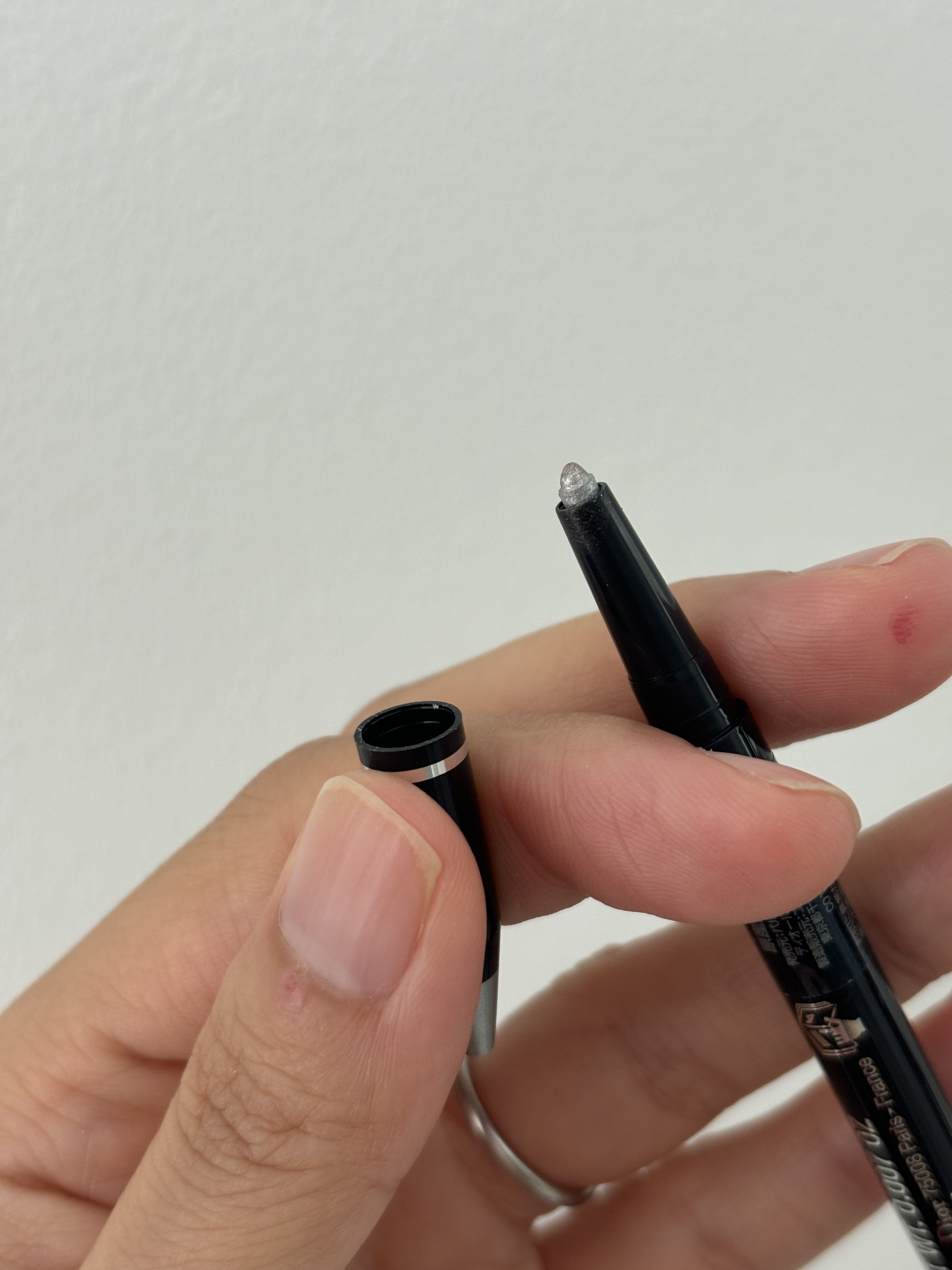 ディオールショウ 24Ｈ スティロ ウォータープルーフ 076 パーリー シルバー/Dior/ペンシルアイライナーを使ったクチコミ（3枚目）