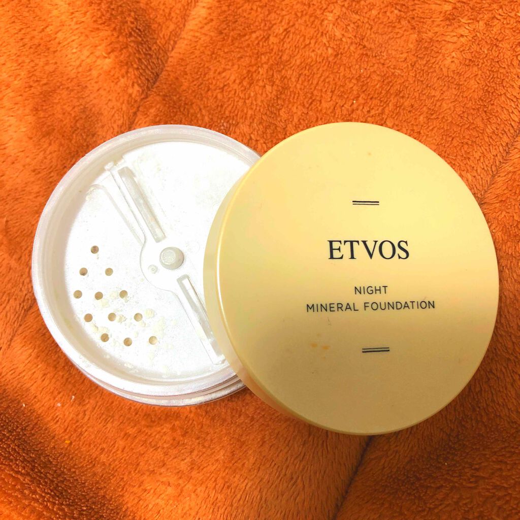 ナイトミネラルファンデーション/エトヴォス/ルースパウダーを使ったクチコミ（1枚目）