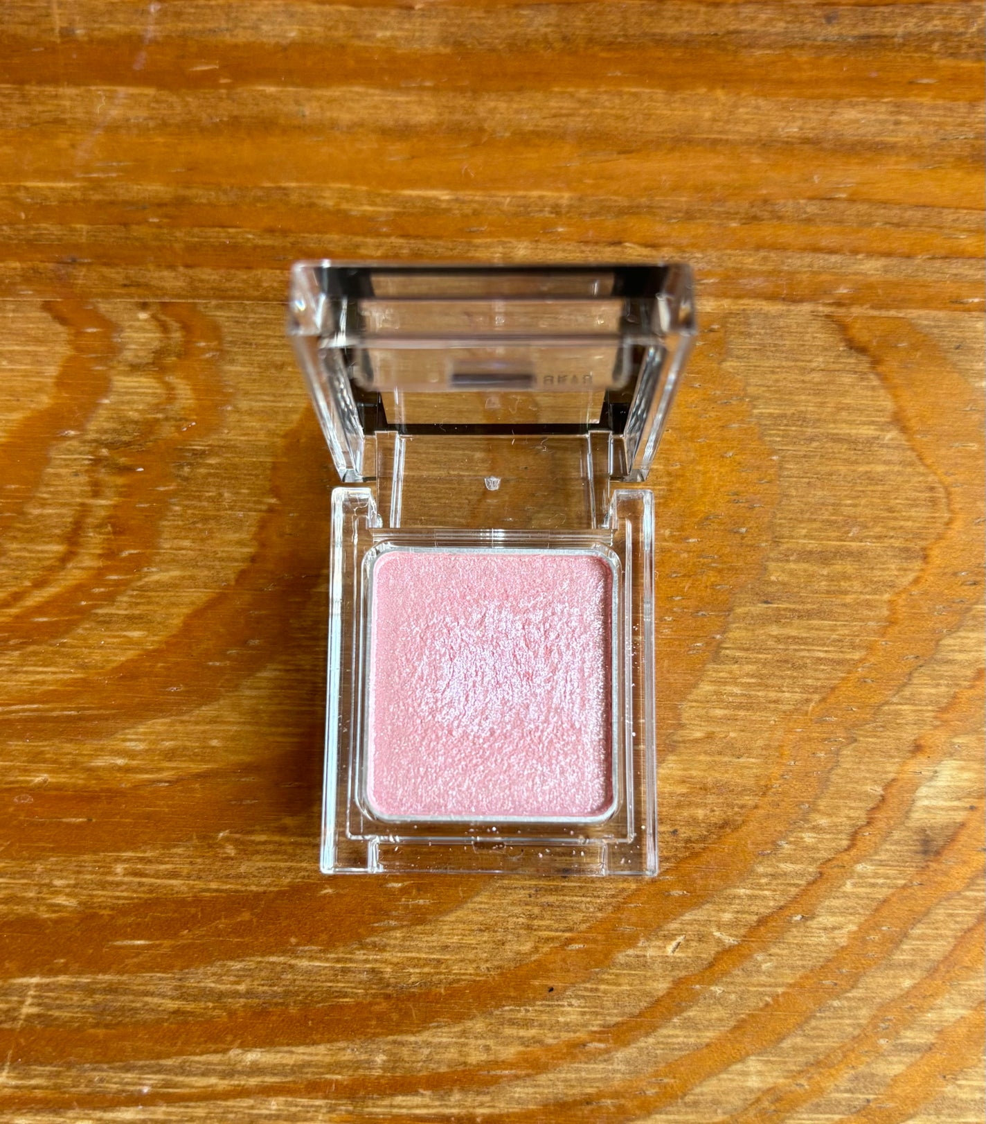 ケイト ザ アイカラー/KATE/単色アイシャドウを使ったクチコミ(2枚目)