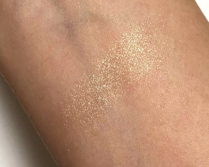 AMREZYハイライター/アナスタシア ビバリーヒルズ/パウダーハイライトを使ったクチコミ(4枚目)