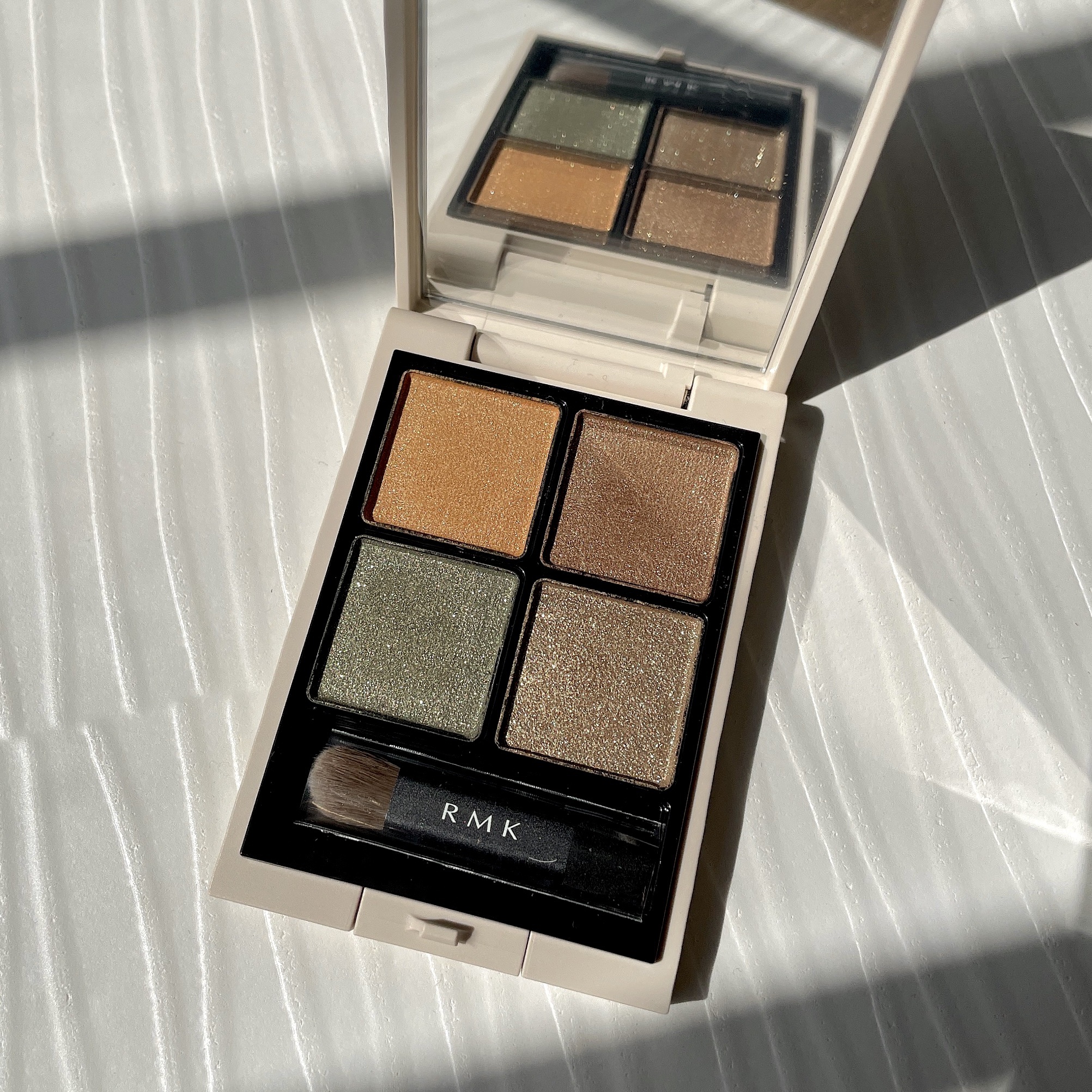 EYE OPENING LINER/UZU BY FLOWFUSHI/アイライナーを使ったクチコミ（3枚目）