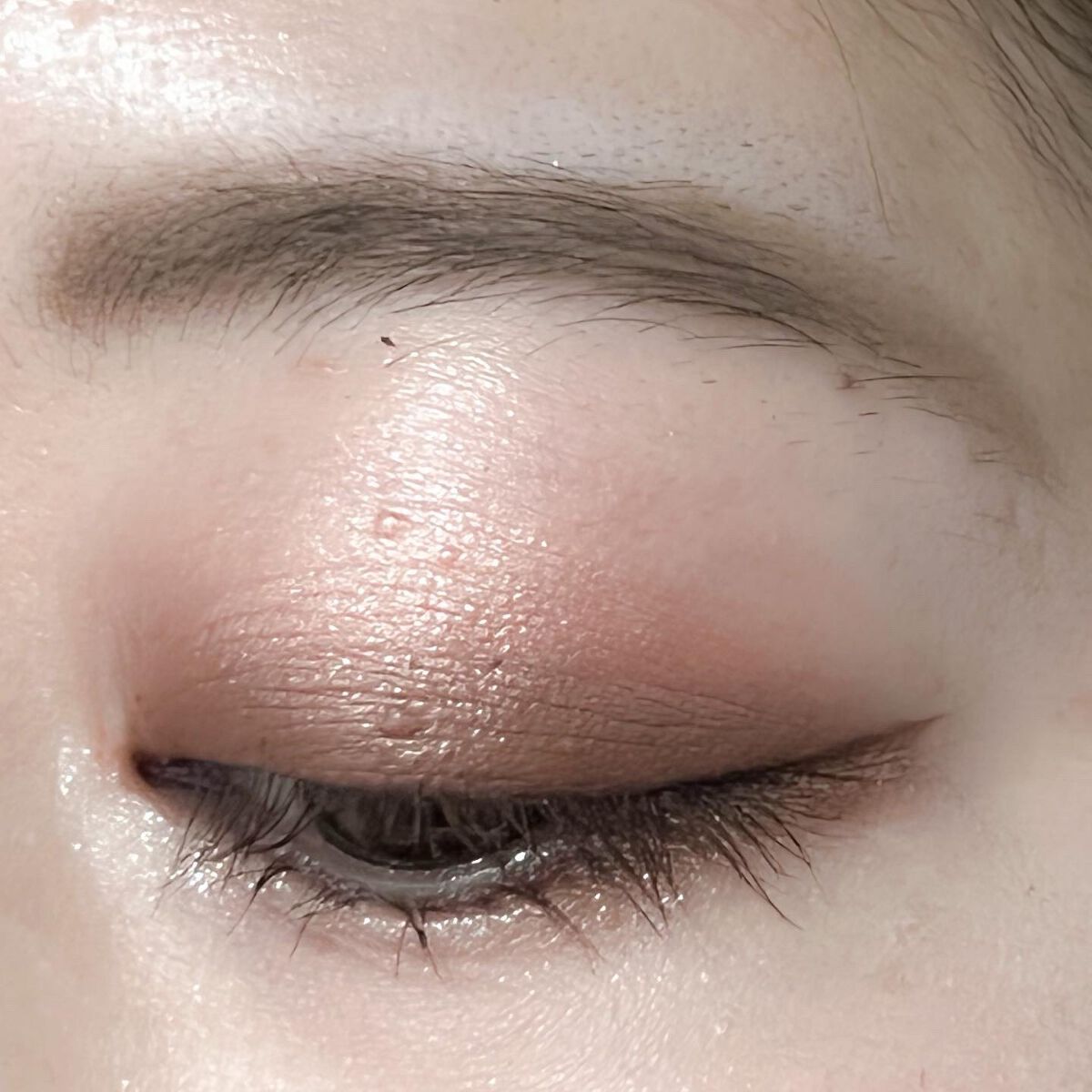 アディクション ザ アイシャドウ スパークル/ADDICTION/単色アイシャドウを使ったクチコミ(4枚目)