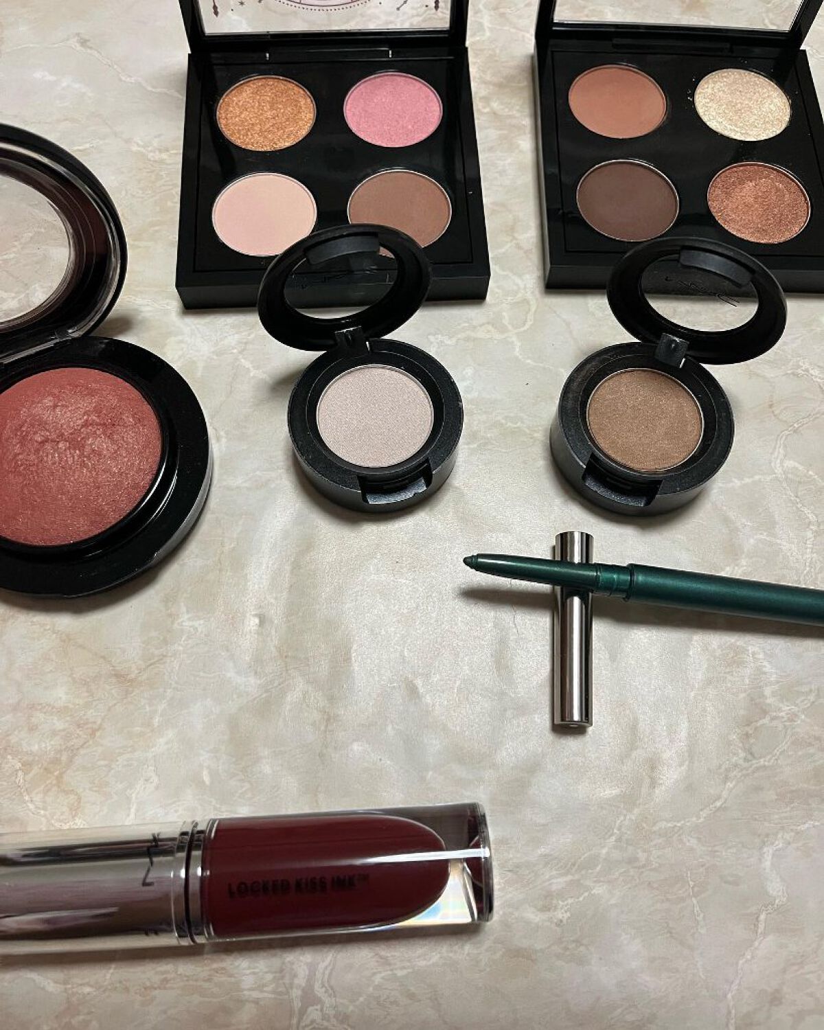 スモール アイシャドウ シュルーム/M・A・C/単色アイシャドウを使ったクチコミ（1枚目）