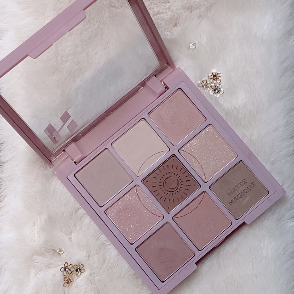 マイフェイブムードアイパレット 9カラー 02 ムーニー(MOONY)/HOLIKA HOLIKA/アイシャドウパレットを使ったクチコミ（2枚目）