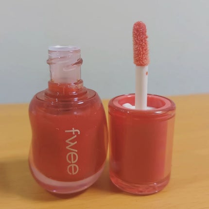 フィー 3Dボリューミンググロス/fwee/リップグロスを使ったクチコミ(2枚目)