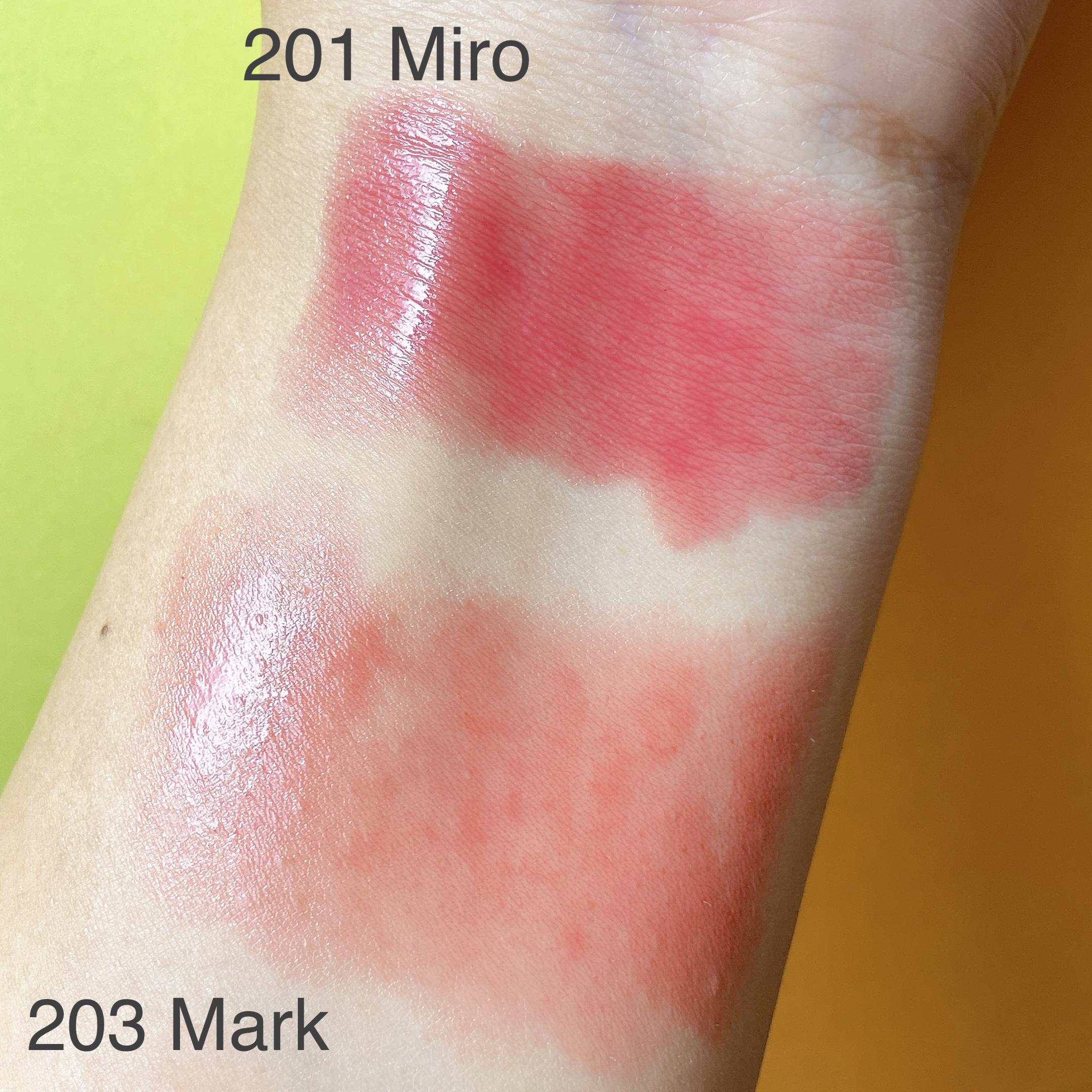 ボンディンググロウリップスティック/Laka/口紅を使ったクチコミ（3枚目）