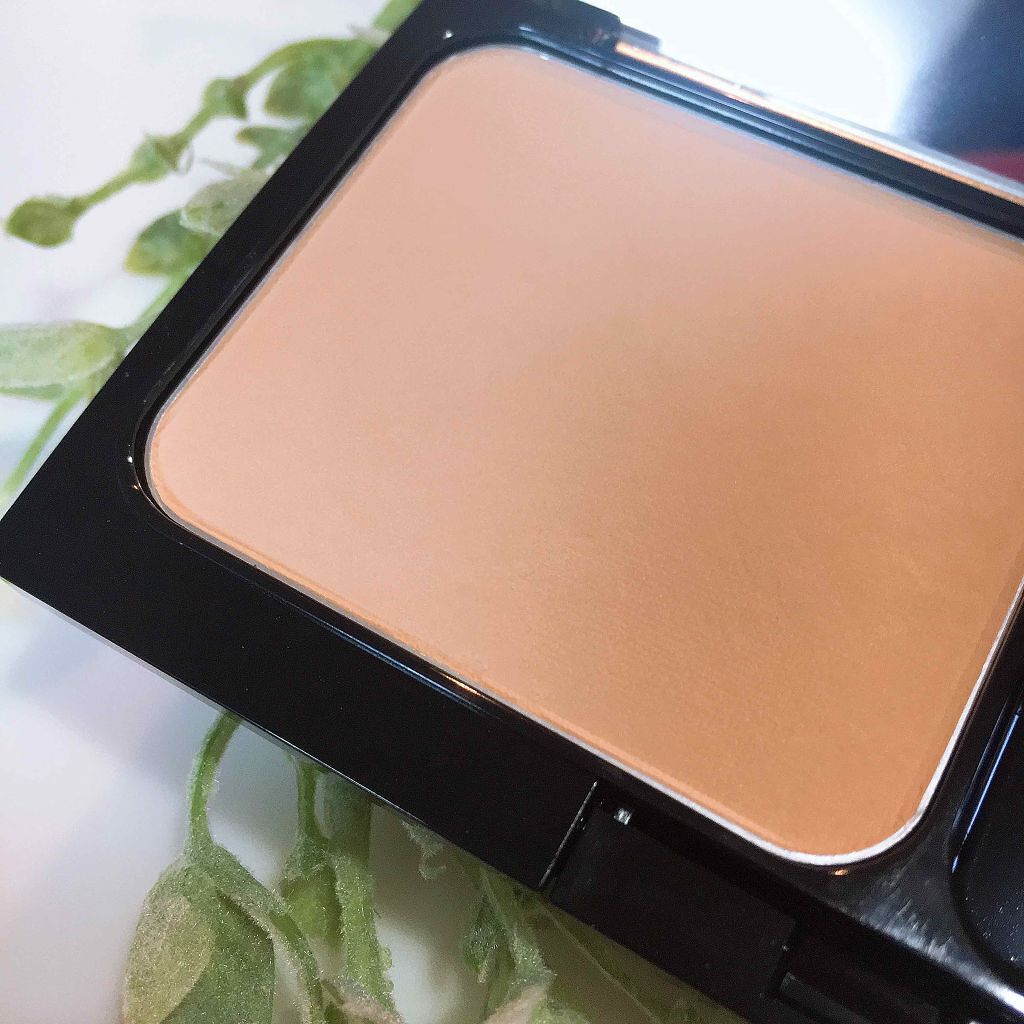 ミネラルパウダリーファンデーション/TOUT VERT/パウダーファンデーションを使ったクチコミ(2枚目)