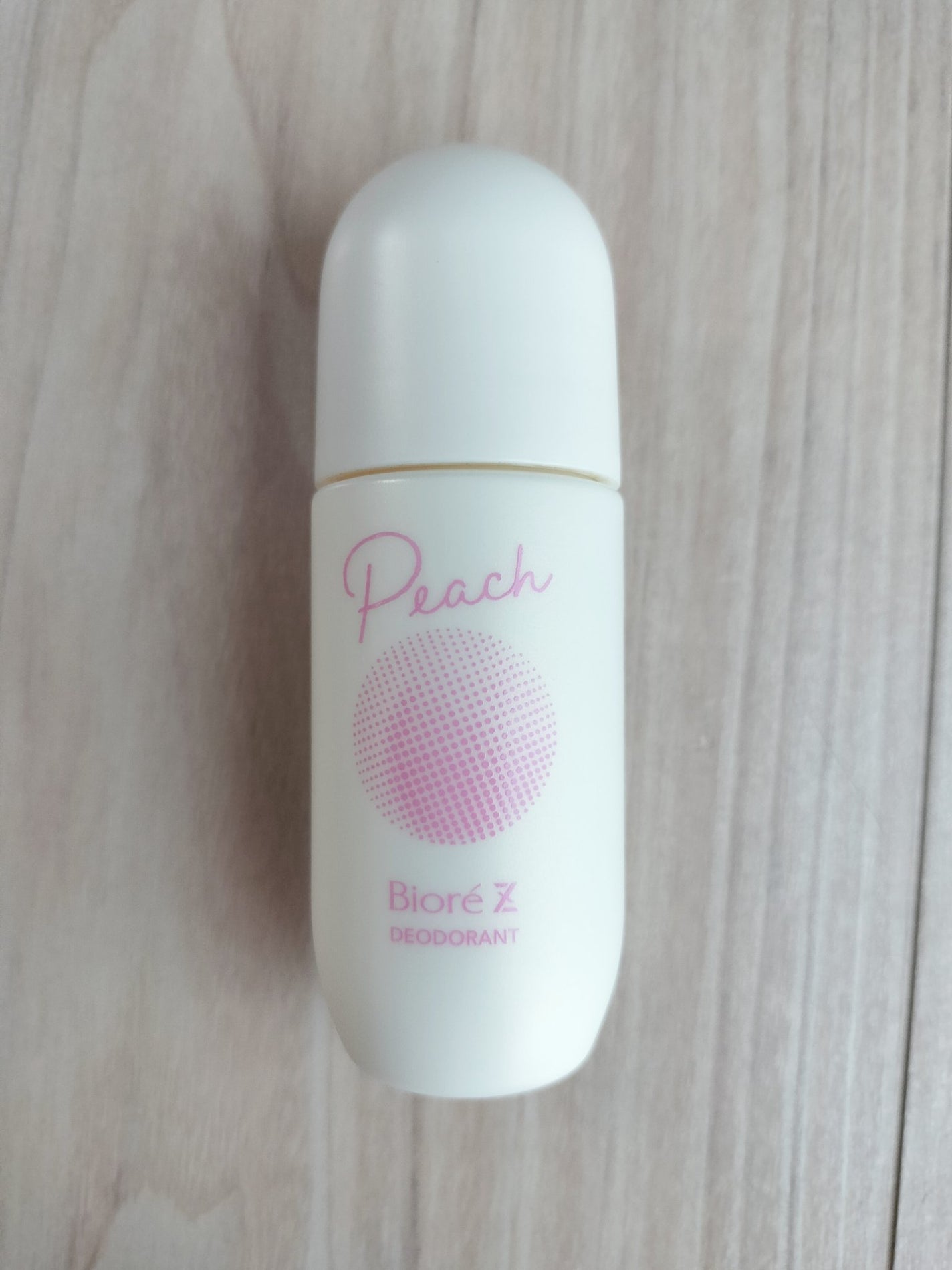 ビオレz ロールオン ピーチの匂い/ビオレ/デオドラント・制汗剤を使ったクチコミ(1枚目)