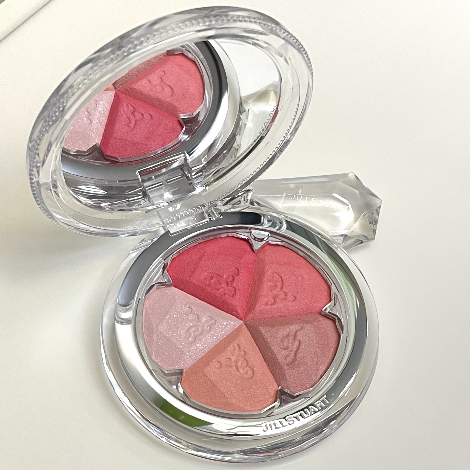 ジルスチュアート ブルーム ミックスブラッシュ コンパクト 20 honey amaryllis/JILL STUART/パウダーチークを使ったクチコミ（2枚目）