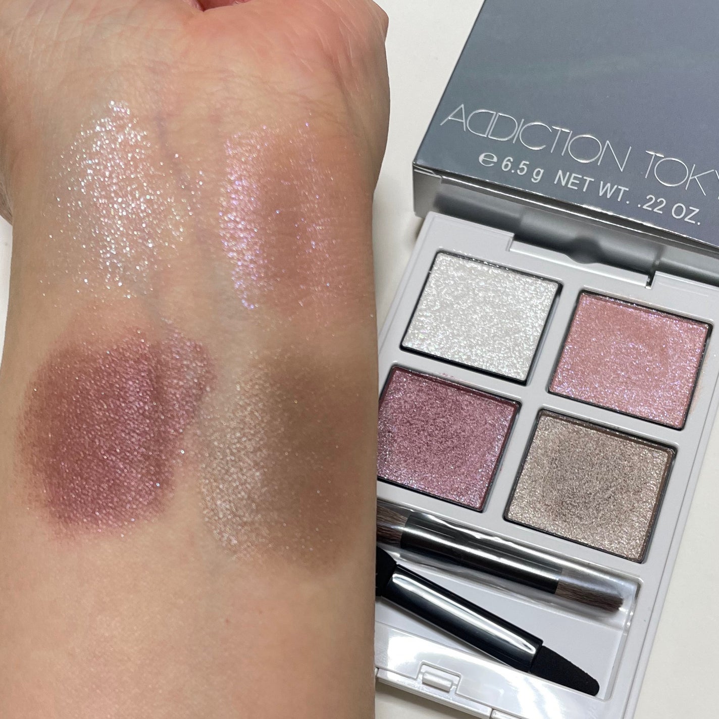 アディクション ザ アイシャドウ パレット “アウト オブ ユア シェル”/ADDICTION/アイシャドウパレットを使ったクチコミ(2枚目)