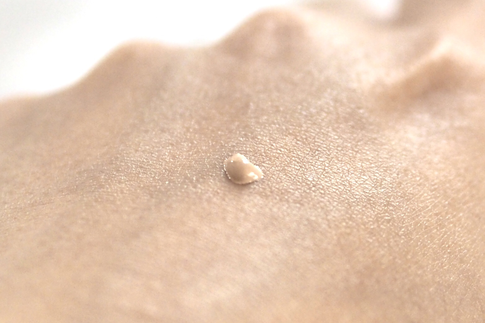 薬用リンクルカバーファンデーション〈シワ改善ファンデーション〉/WrinkFade/リキッドファンデーションを使ったクチコミ（3枚目）