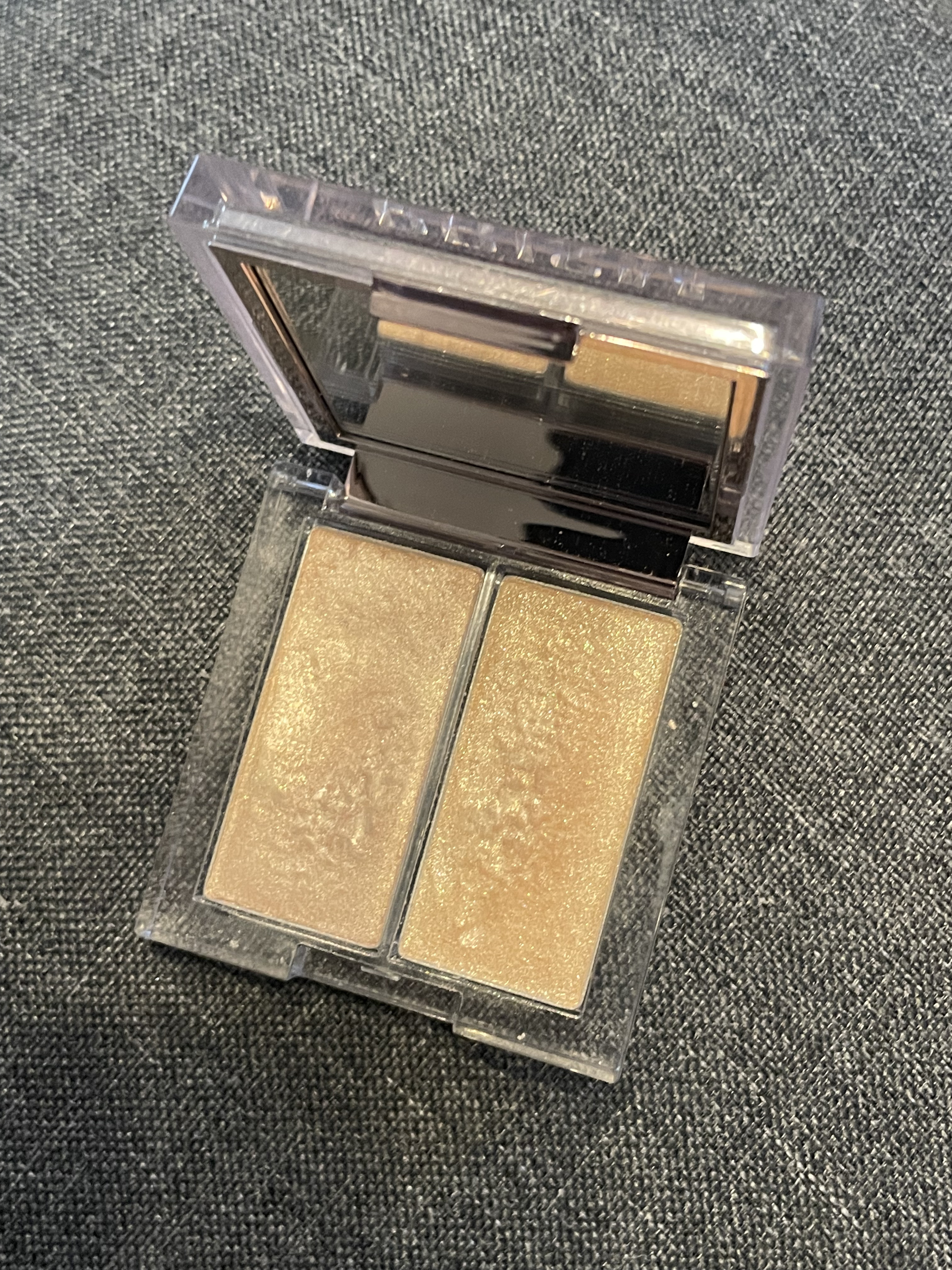 プリズムハイライターデュオ 01 CREAM FIZZ/CLIO/パウダーハイライトを使ったクチコミ（2枚目）