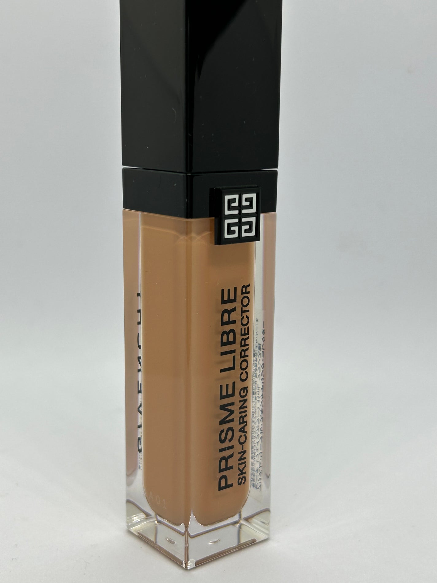 プリズム・リーブル・スキンケアリング・コレクター/GIVENCHY/化粧下地を使ったクチコミ(1枚目)