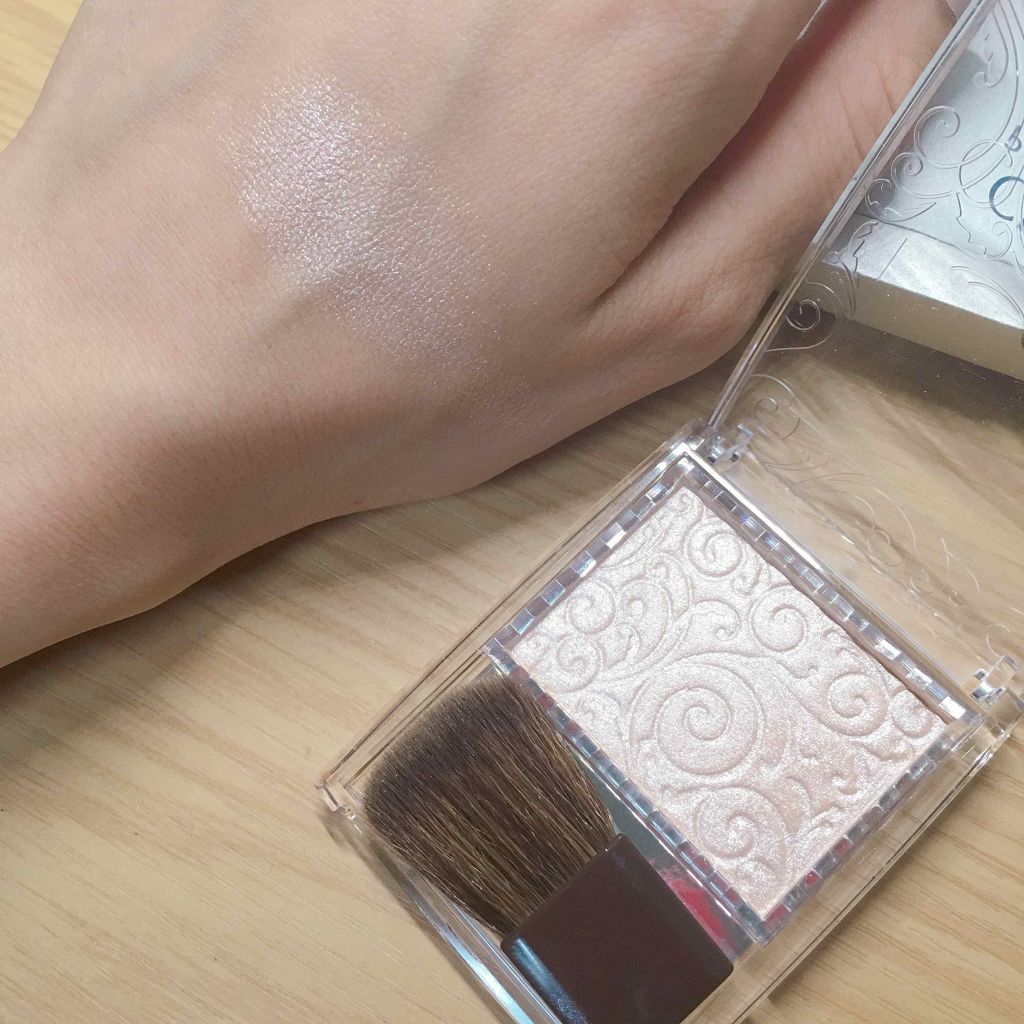 パールグロウハイライト/CEZANNE/パウダーハイライトを使ったクチコミ(2枚目)