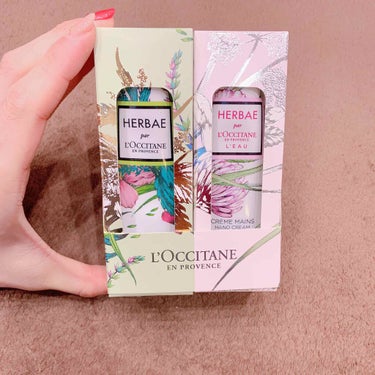 エルバブランシュ ハンドクリーム/L'OCCITANE/ハンドクリームを使ったクチコミ（1枚目）