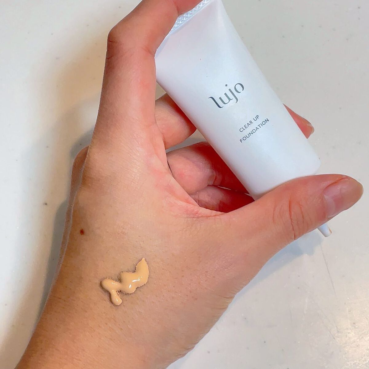 クリアアップ ファンデーション/lujo/クリーム・エマルジョンファンデーションを使ったクチコミ(2枚目)