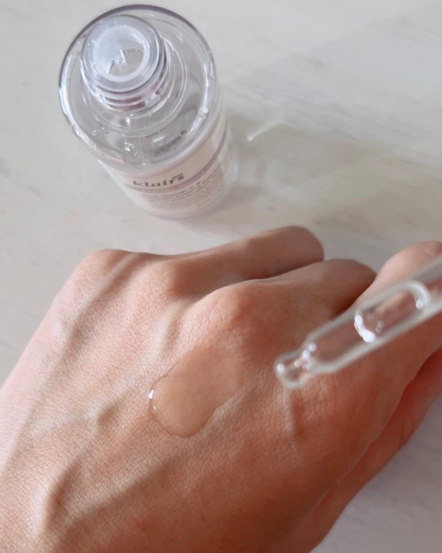 フレッシュリージュースドビタミンドロップ(35ml)/Klairs/美容液を使ったクチコミ(4枚目)