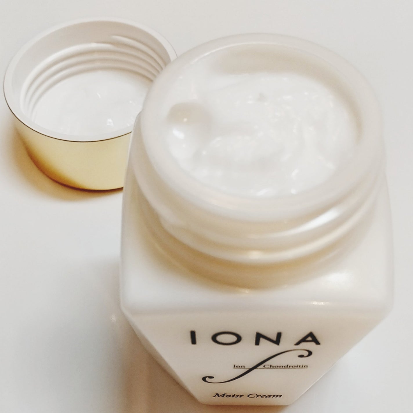 モイスト クリーム/イオナ エフ/フェイスクリームを使ったクチコミ(2枚目)