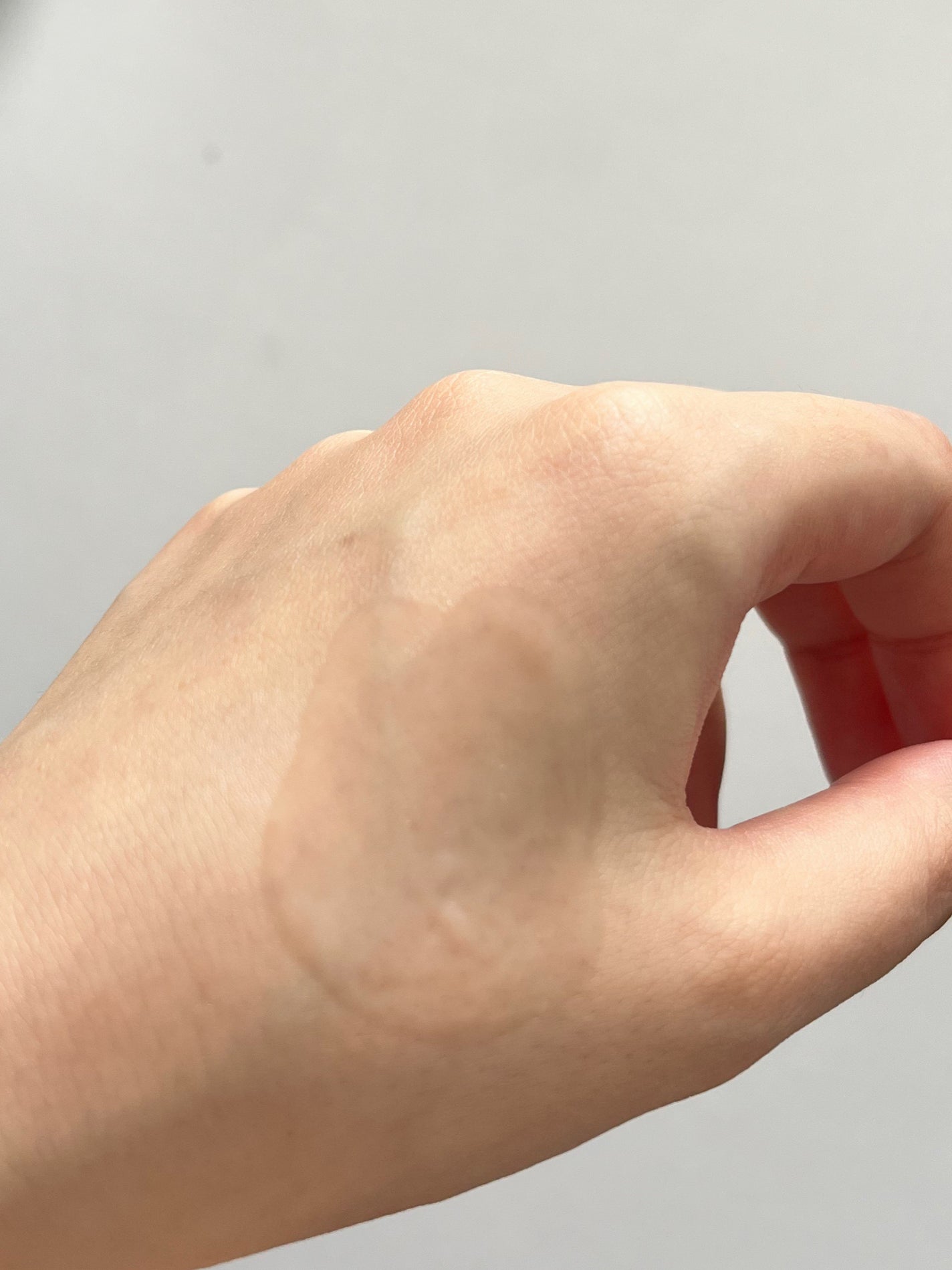 ぴんこ on LIPS 「センテラトーンブライトニングカプセルアンプル見た目が白基調なシ..」(3枚目)