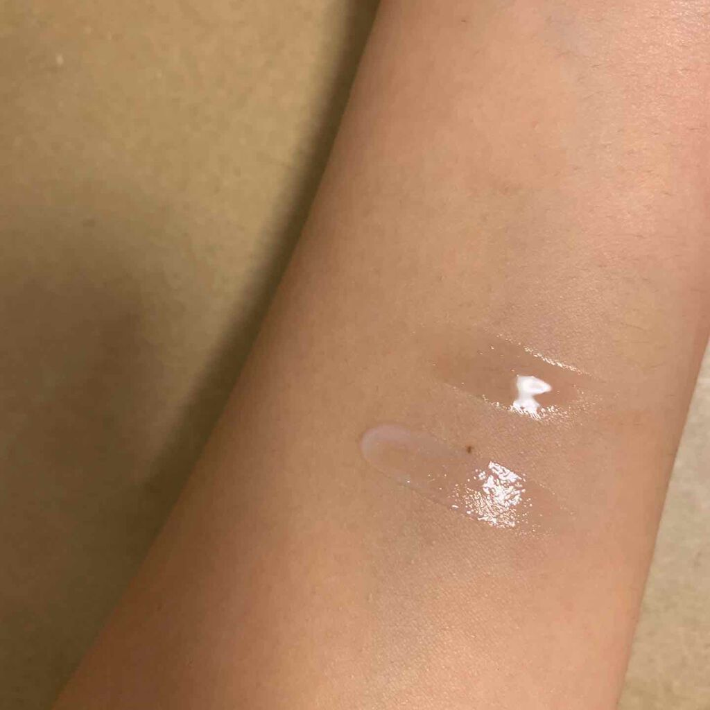 リップシャインベースコントロール/m.m.m/リップグロスを使ったクチコミ(3枚目)