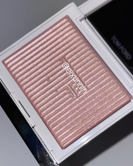 試してみた】ソレイユ ネージュ グロウ ハイライター TOM FORD 試してみた】ソレイユ ネージュ グロウ ハイライター TOM FORD
