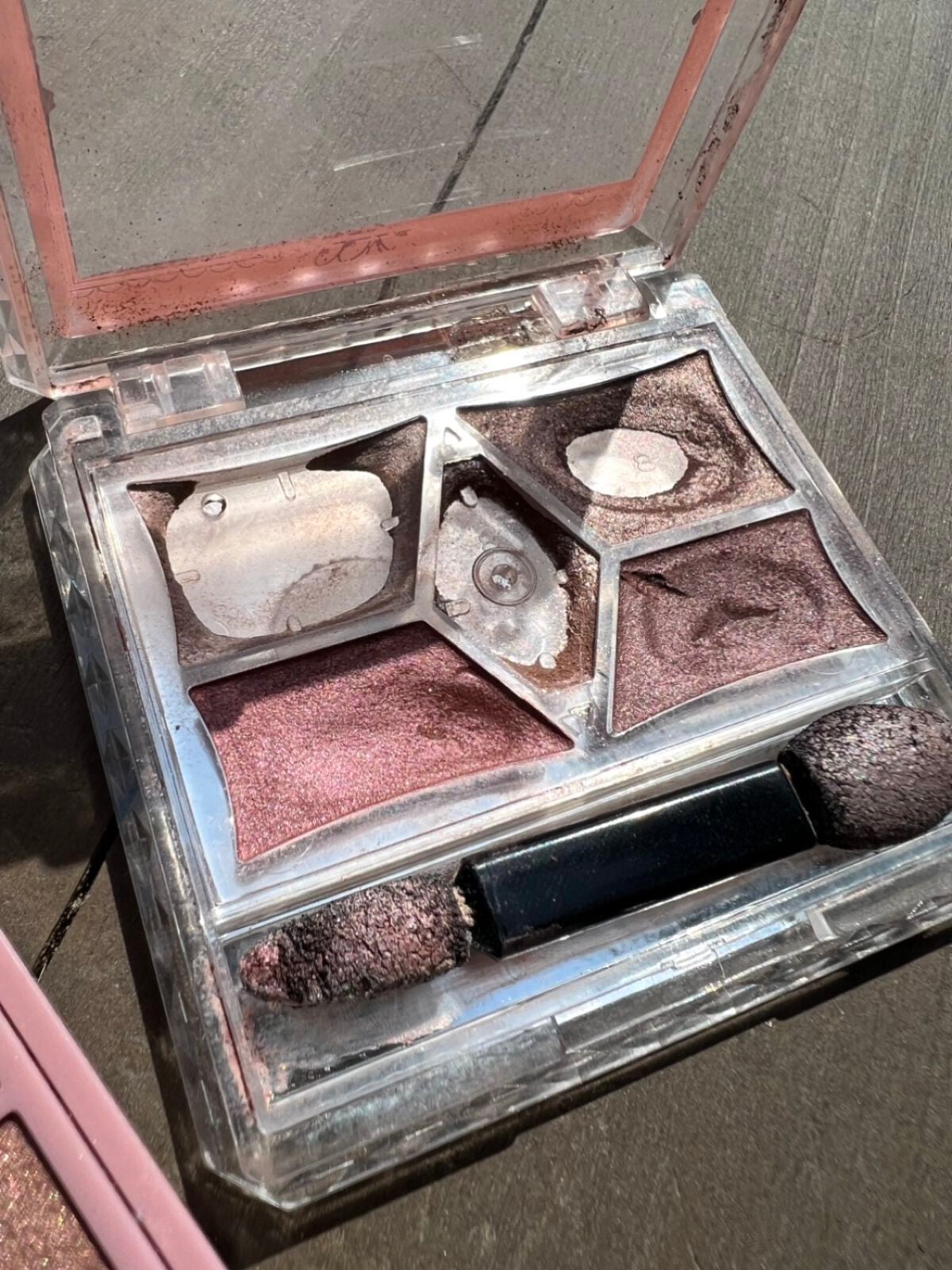 【旧品】パーフェクトスタイリストアイズ/キャンメイク/アイシャドウパレットを使ったクチコミ(4枚目)