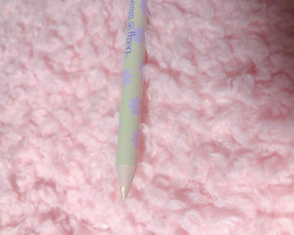 ペンシルアイカラー クリームラメ/ドーリーウインク/ペンシルアイライナーを使ったクチコミ(3枚目)