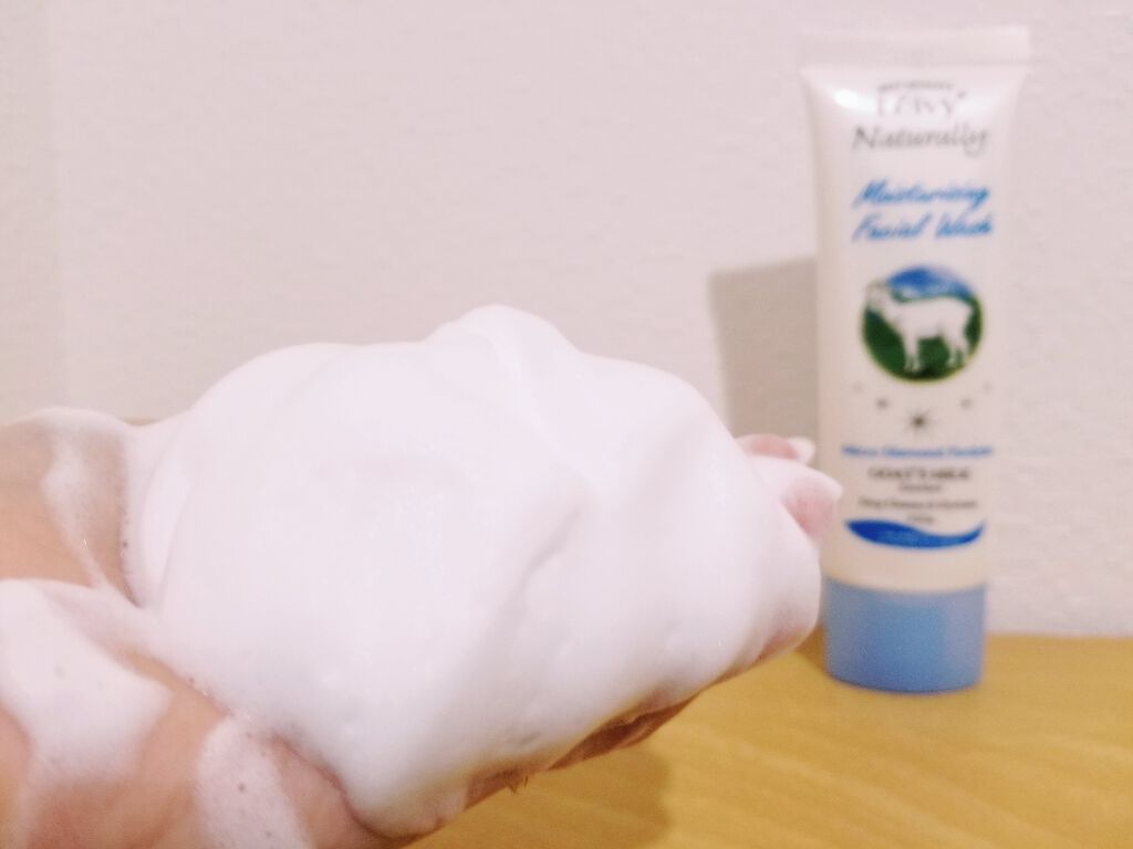 レイヴィーフェイシャルウォッシュ ゴートミルク/Leivy/洗顔フォームを使ったクチコミ(3枚目)