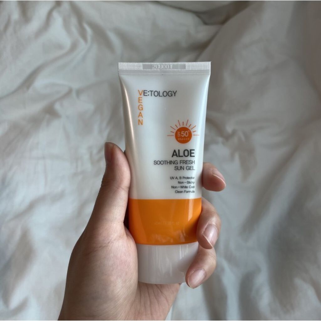ALOE SHOOTHING FRESH SUN GEL/VEGAN TOLOGY/日焼け止めジェルを使ったクチコミ（2枚目）
