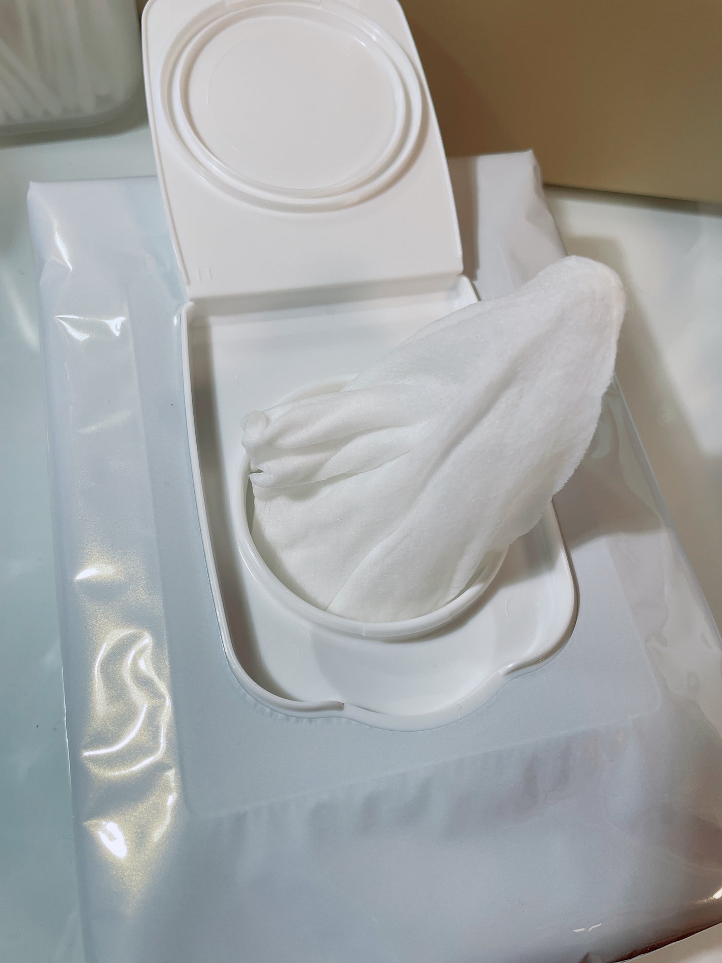 クレ・ド・ポー ボーテ ランジェット デマキアントヴィサージュ/クレ・ド・ポー ボーテ/クレンジングシートを使ったクチコミ(3枚目)