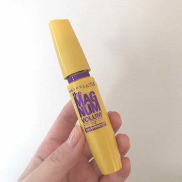 ボリューム エクスプレス マグナム ウォータープルーフ N/MAYBELLINE NEW YORK/マスカラを使ったクチコミ（1枚目）