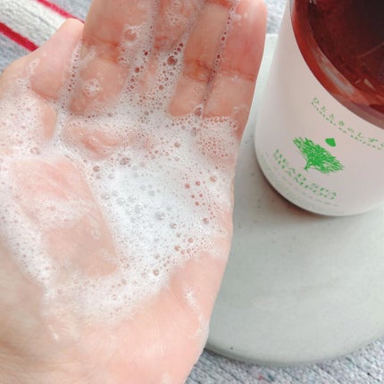 ひとときのしずく シャンプー/トリートメントのクチコミ「厳選された成分で、
毎日のケアで髪と頭皮が健康に✨
ひとときのしずく
『HEAD SPA .....」(3枚目)