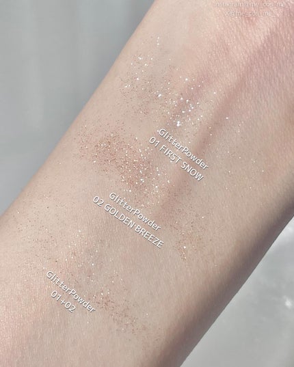 グリッターパウダー/BLING GLOW/パウダーハイライトを使ったクチコミ(4枚目)