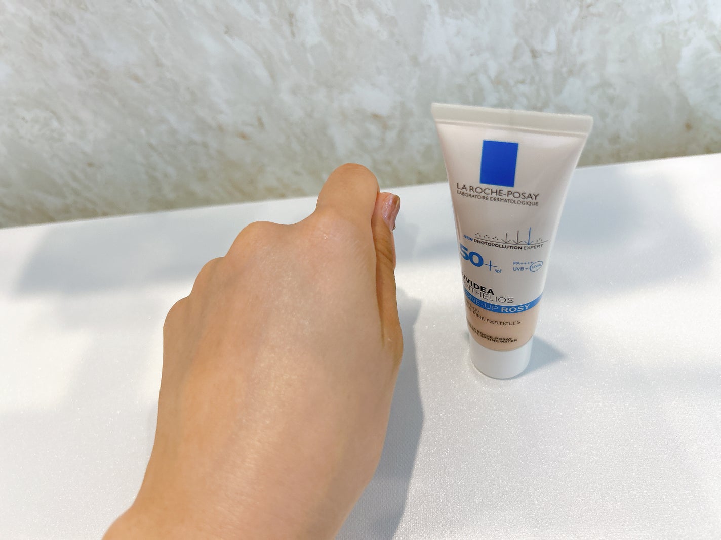 UVイデア XL プロテクショントーンアップ ローズ/ラ ロッシュ ポゼ/日焼け止めクリームを使ったクチコミ(7枚目)