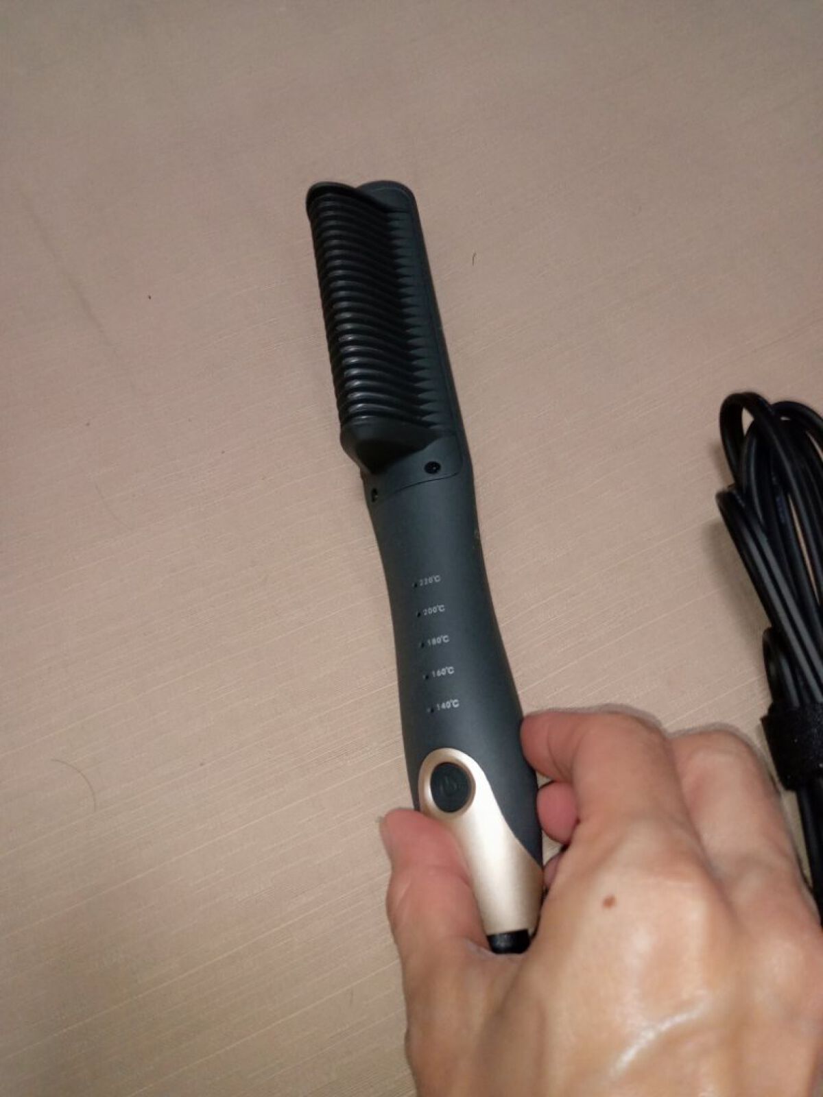 AGETUYA コームヘアアイロン アゲツヤコーム/ローネジャパン/ヒートブラシを使ったクチコミ（1枚目）