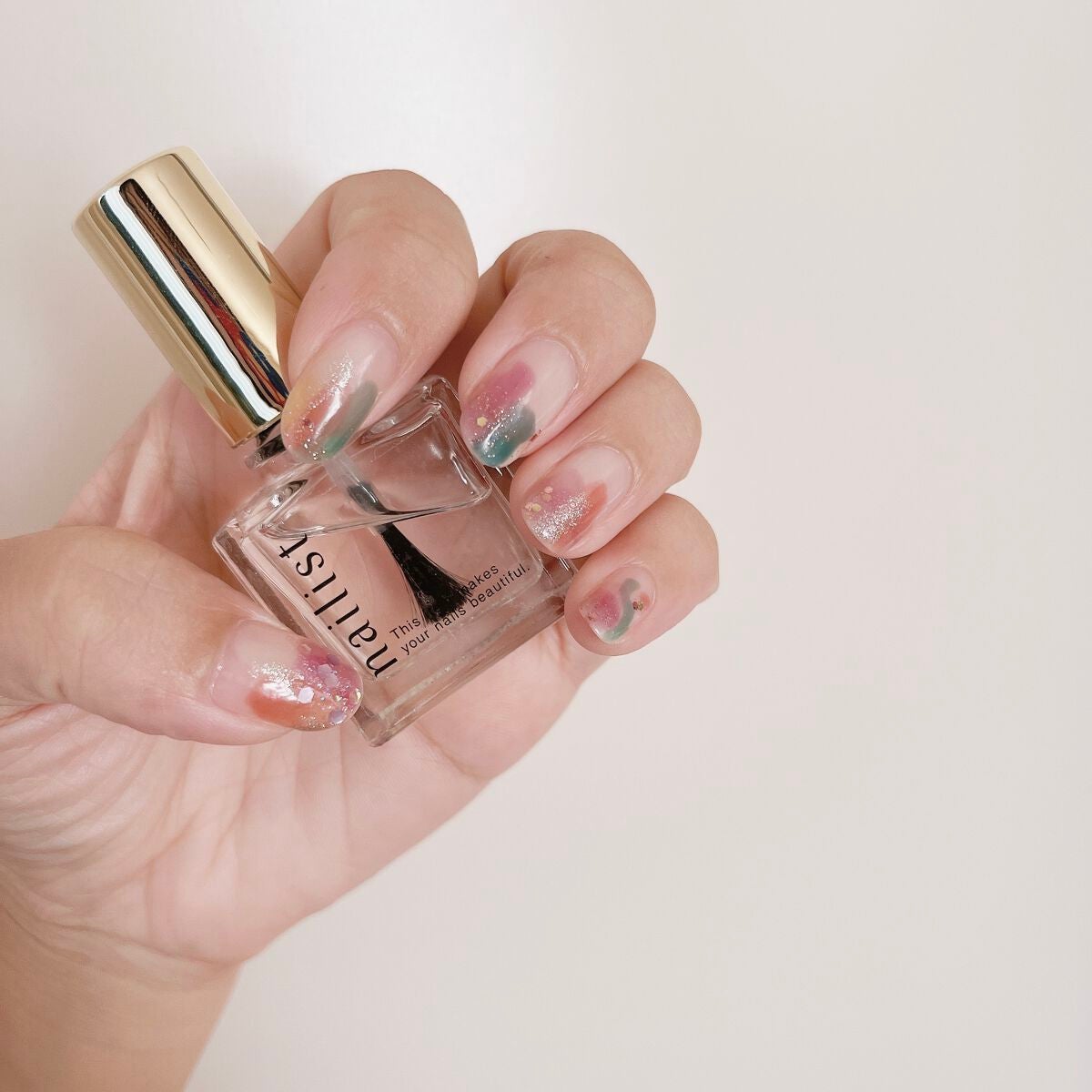 カラフルネイルズ/キャンメイク/マニキュアを使ったクチコミ(1枚目)