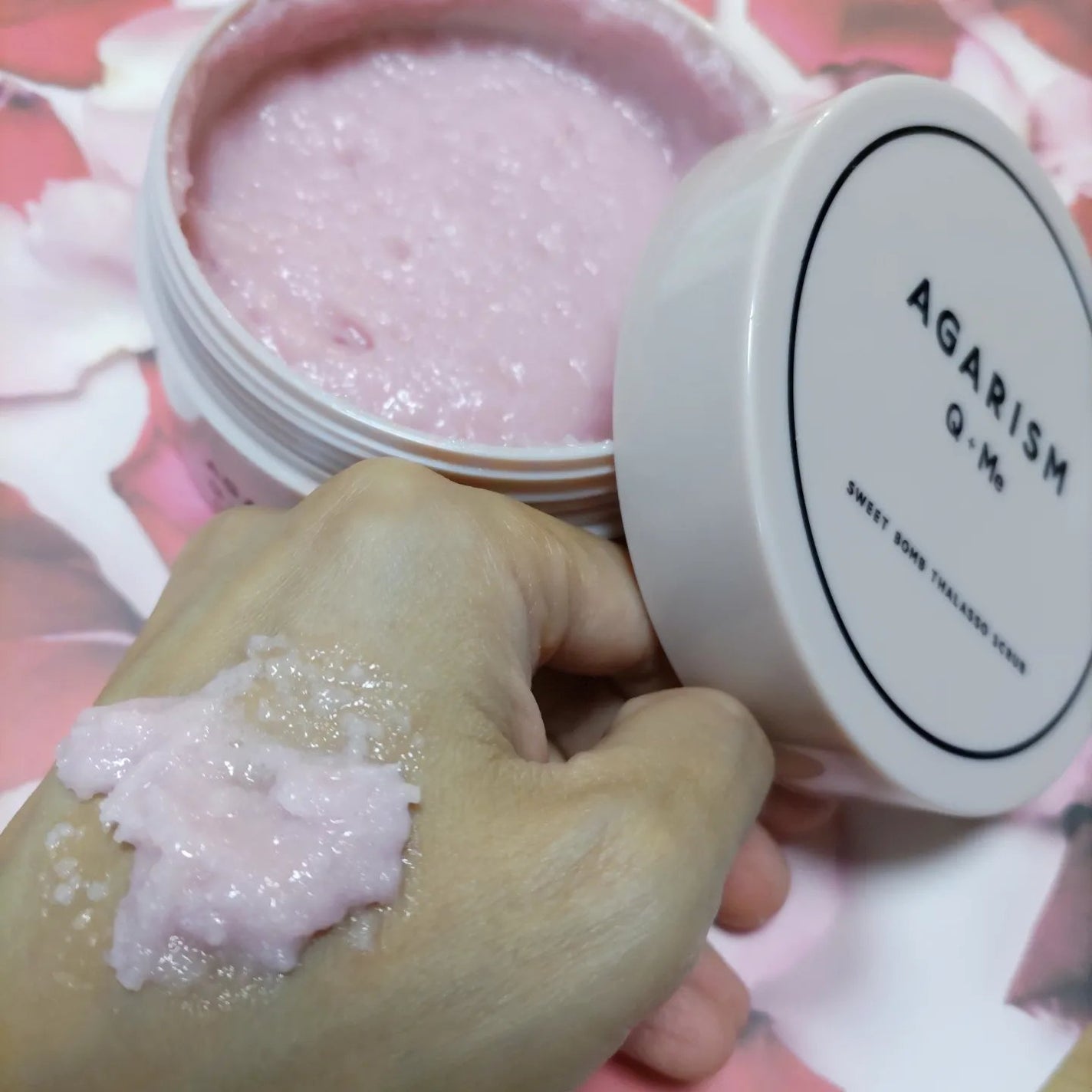 Q+Me スウィート ボム タラソ スクラブ/AGARISM/バスト・ヒップケアを使ったクチコミ(3枚目)