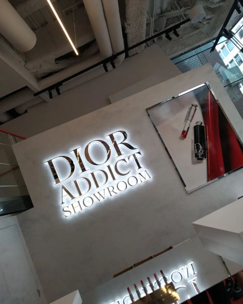 koroboro33 on LIPS 「ChristianDiorディオールアディクトリップ100ディ..」(5枚目)