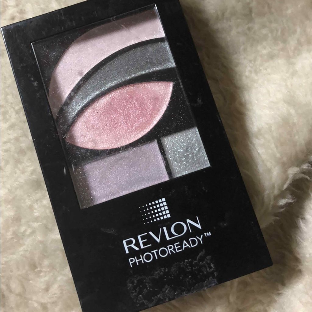 フォトレディ プライマー プラス シャドウ/REVLON/アイシャドウパレットを使ったクチコミ（1枚目）