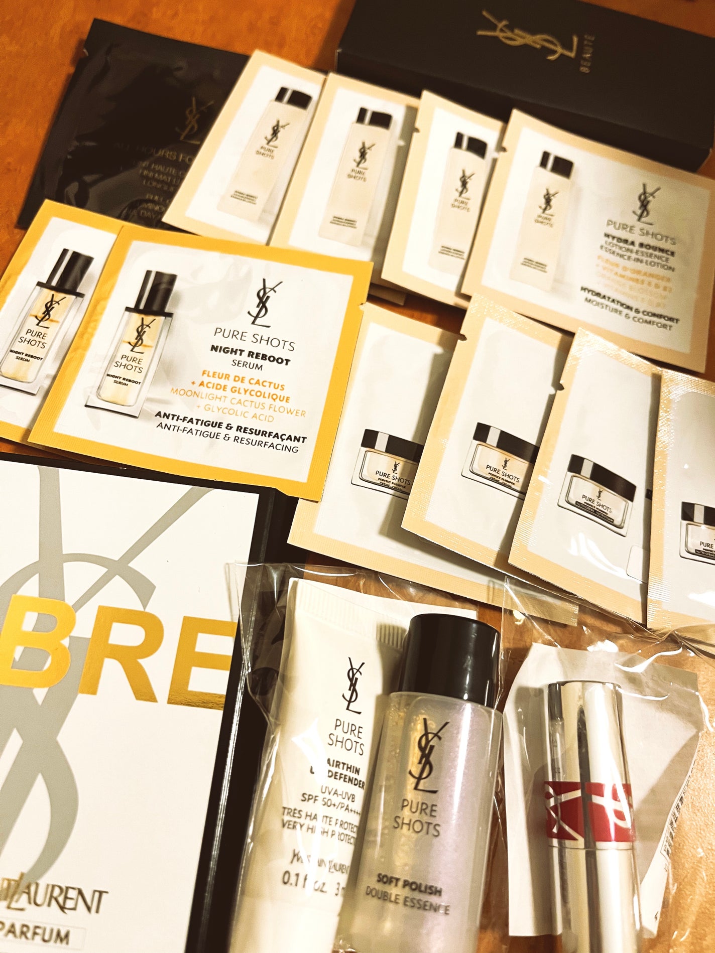 試してみた】YSL ミニフレグランスセット YVES SAINT LAURENT 試してみた】YSL ミニフレグランスセット YVES SAINT LAURENT