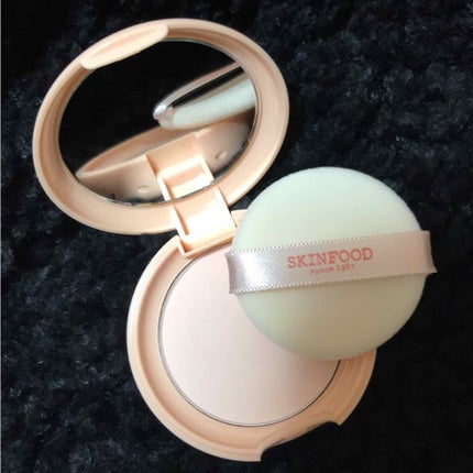 SKINFOOD ピーチコットン ポア サンパクトのクチコミ「私の最近のお気に入りパウダー✨
QOO10でお安く購入した
SKINFOODのピーチコットン.....」(2枚目)