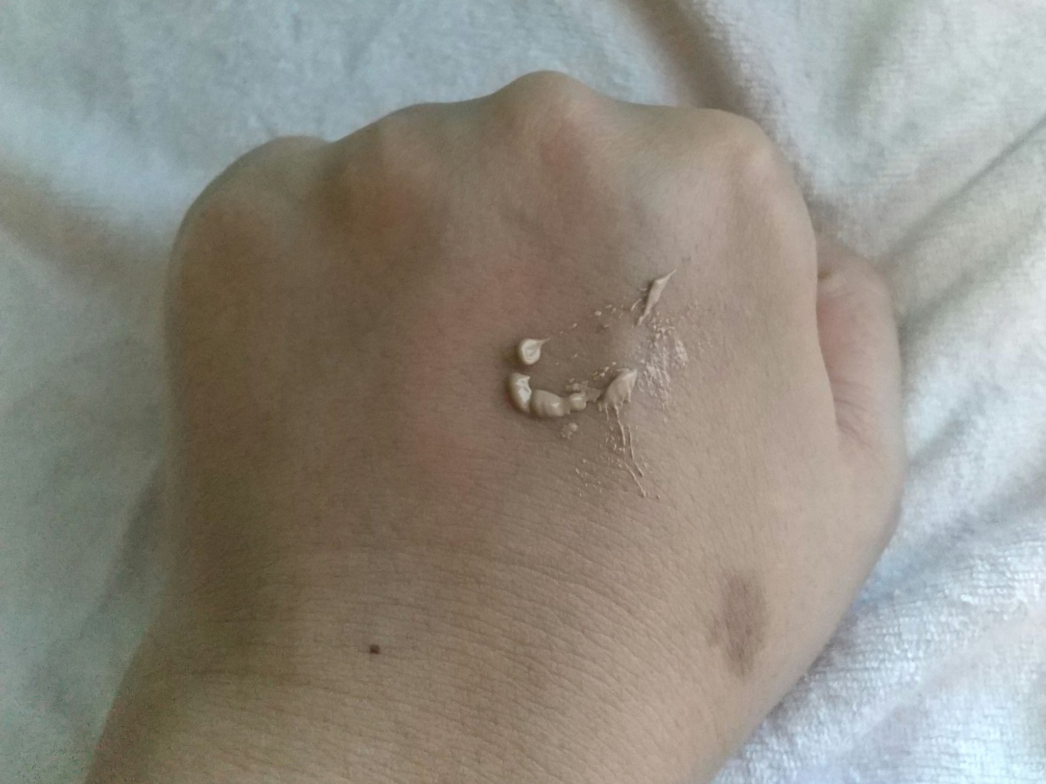 RMK クリームファンデーション アクアティックグロウ/RMK/クリーム・エマルジョンファンデーションを使ったクチコミ（3枚目）