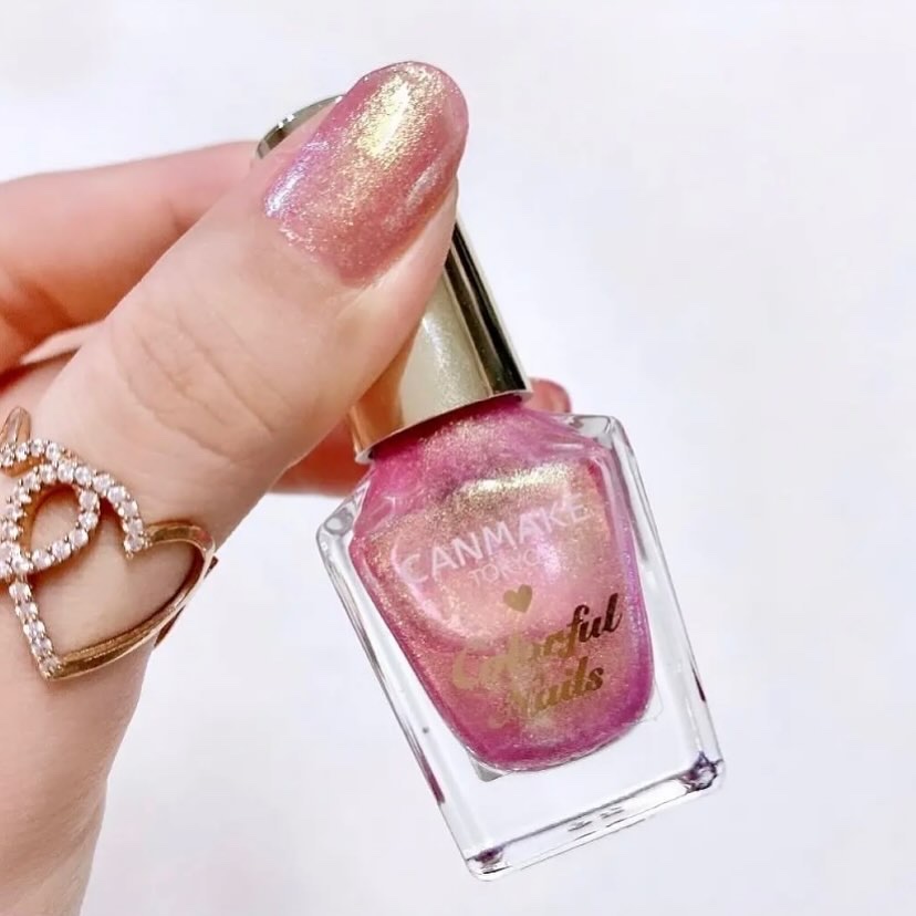 カラフルネイルズ/キャンメイク/マニキュアを使ったクチコミ（2枚目）